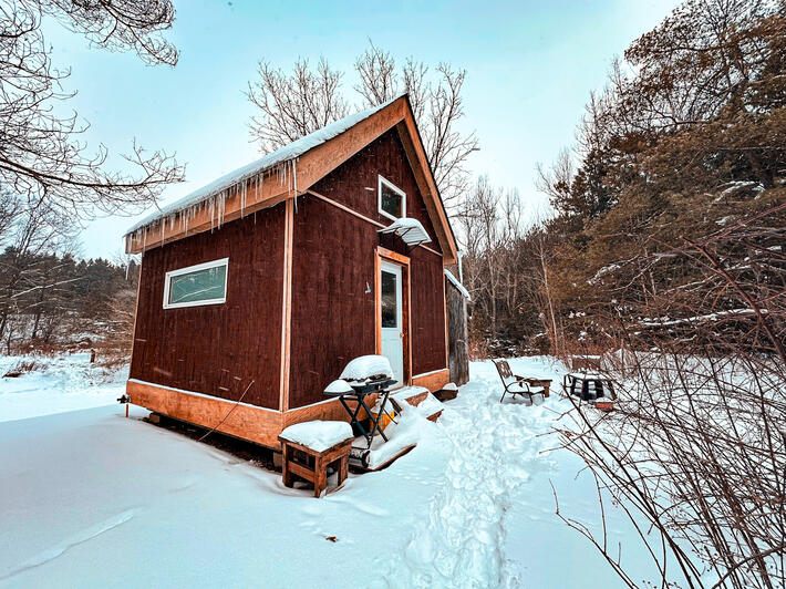 exterior tiny cabin